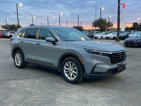 Used 2024 Honda CR-V EX-L image 3