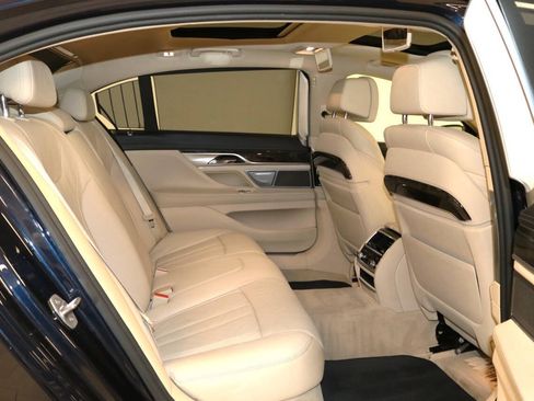 Used 2016 BMW 740i RWD image 19