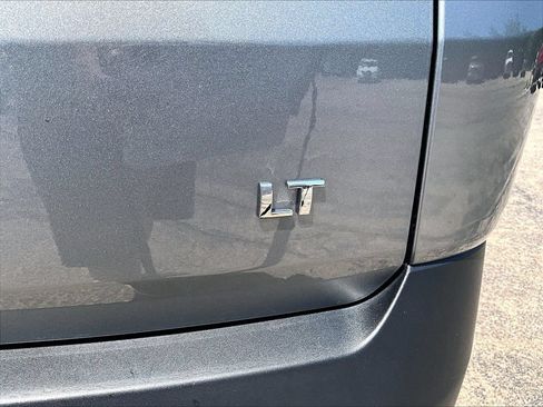 Used 2024 Chevrolet Traverse LT AWD/4WD image 28