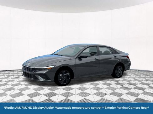 New 2026 Hyundai Elantra Sport FWD image 2