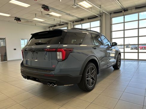 New 2026 Ford Explorer ST AWD/4WD image 35