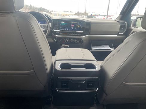 Used 2024 Chevrolet Silverado 1500 LTZ image 18