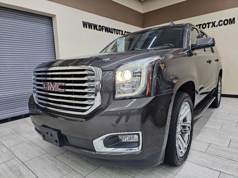 Used 2019 GMC Yukon SLT w/ HD Trailering Package RWD image 2