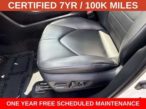 Used 2021 Toyota Highlander XLE AWD/4WD image 15