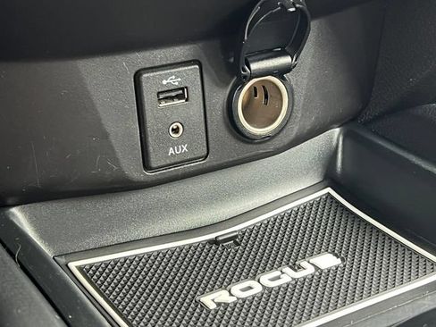 Used 2016 Nissan Rogue S FWD image 21
