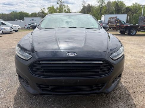 Used 2016 Ford Fusion SE w/ Equipment Group 202A FWD image 8