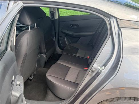 Used 2025 Nissan Sentra SV w/ Trunk Package FWD image 17