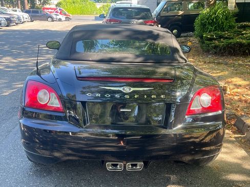 Used 2005 Chrysler Crossfire Convertible RWD image 4