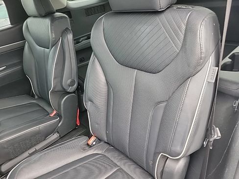 Used 2024 Hyundai Palisade SEL AWD/4WD image 17