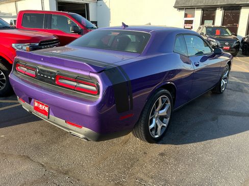 Used 2016 Dodge Challenger SXT Plus image 4