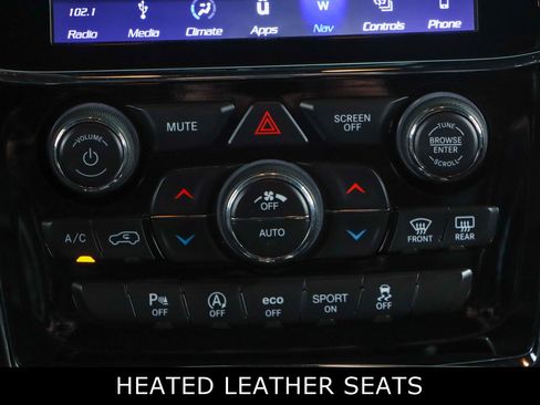 Used 2019 Jeep Grand Cherokee Limited AWD/4WD image 20