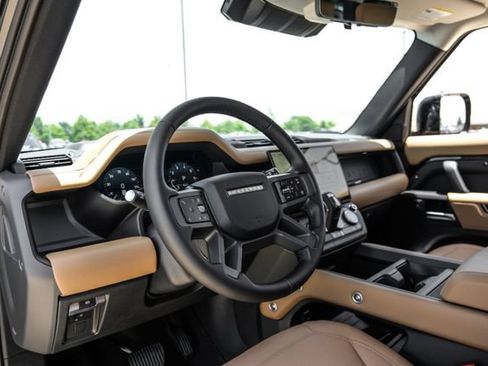 New 2026 Land Rover Defender 110 S AWD/4WD image 3