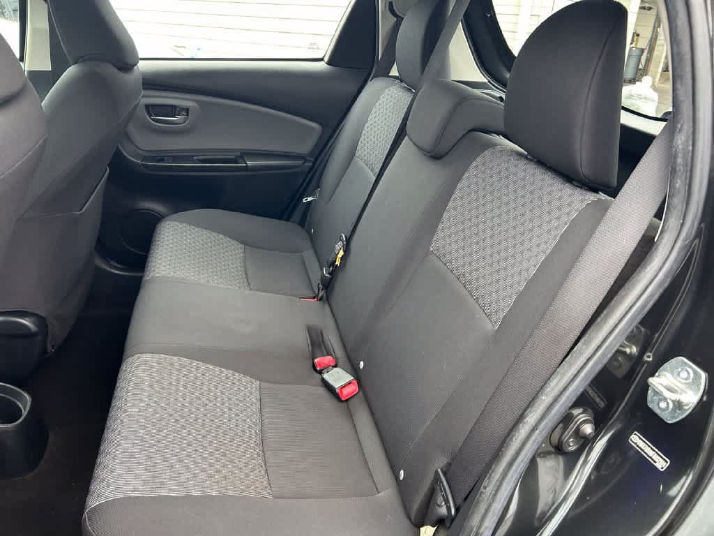 Used 2015 Toyota Yaris LE FWD image 13