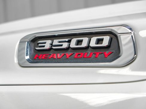 Used 2022 RAM 3500 Limited AWD/4WD image 57