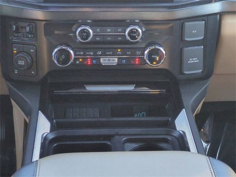 Certified 2024 Ford F250 Lariat w/ Sport Appearance Package image 19