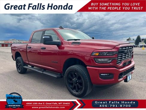 Used 2026 RAM 2500 Big Horn AWD/4WD image 1