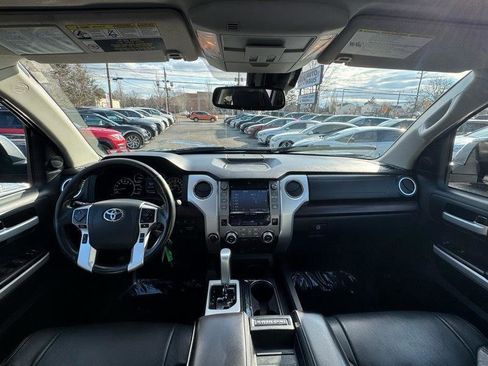 Used 2019 Toyota Tundra Limited w/ Limited Premium Package image 11
