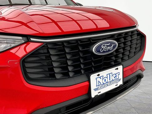 Certified 2024 Ford Escape Active w/ Cold Weather Package FWD image 28