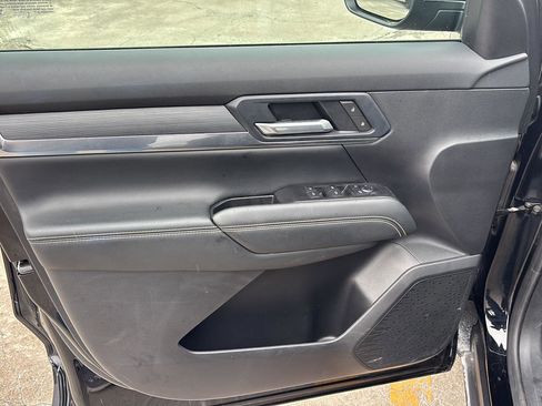 Used 2025 GMC Terrain Elevation AWD/4WD image 14