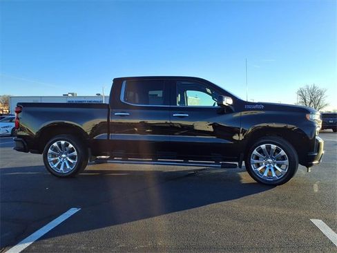 Used 2019 Chevrolet Silverado 1500 High Country w/ Technology Package image 43