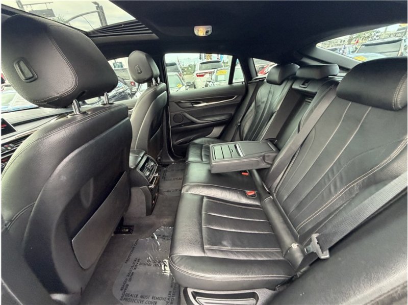 Used 2019 BMW X6 sDrive35i w/ Convenience Package RWD image 20