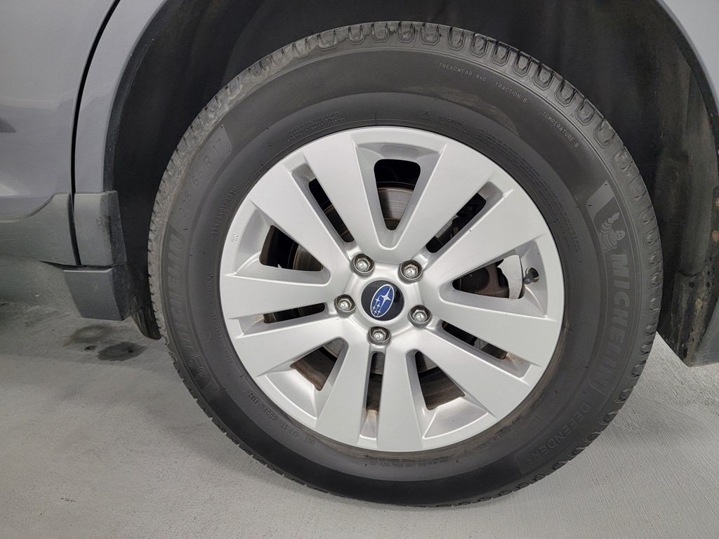 Used 2018 Subaru Outback 2.5i AWD/4WD image 16