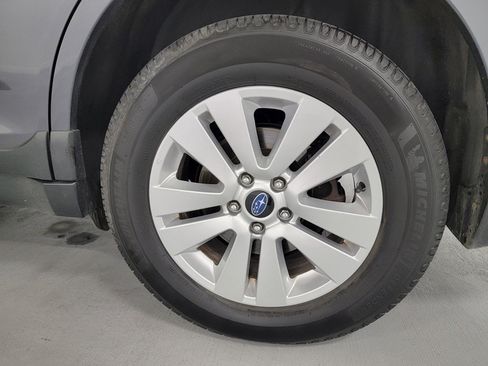 Used 2018 Subaru Outback 2.5i AWD/4WD image 16