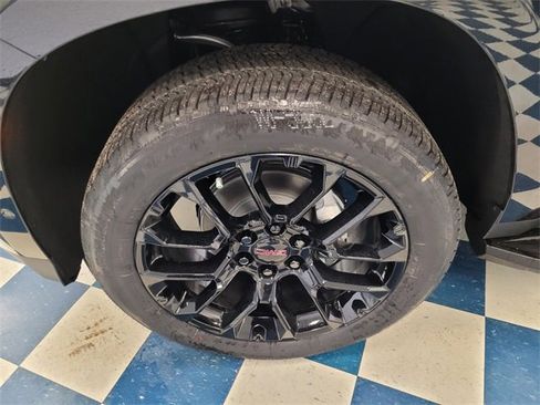 New 2026 GMC Yukon Elevation w/ Elevation Premium Package image 15