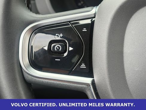 Certified 2023 Volvo XC60 B5 Ultimate AWD/4WD image 18