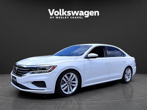 Used 2020 Volkswagen Passat 2.0T SEL FWD image 4
