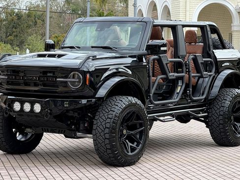 Used 2024 Ford Bronco Outer Banks AWD/4WD image 44