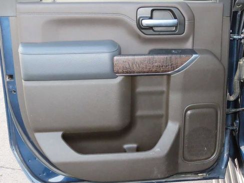 Used 2022 GMC Sierra 3500 Denali w/ Denali Ultimate Package image 21