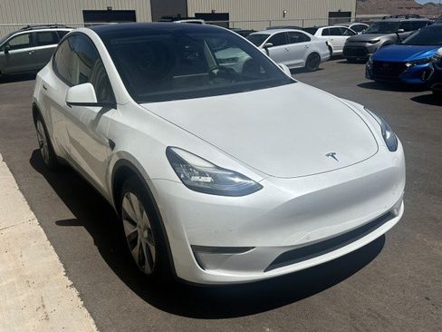 Used 2020 Tesla Model Y Long Range AWD/4WD image 4
