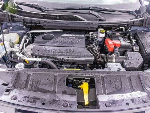 Used 2024 Nissan Rogue SV w/ SV Premium Package image 44