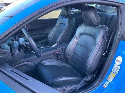 Used 2025 Ford Mustang GT Premium image 7