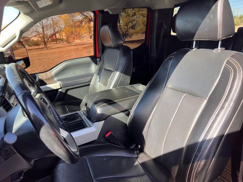 Used 2021 Ford F350 Lariat w/ Chrome Package image 23