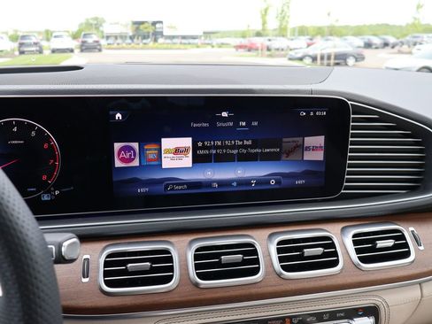 New 2026 Mercedes-Benz GLS 450 4MATIC image 24
