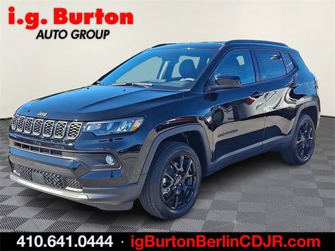New 2026 Jeep Compass Latitude image 2