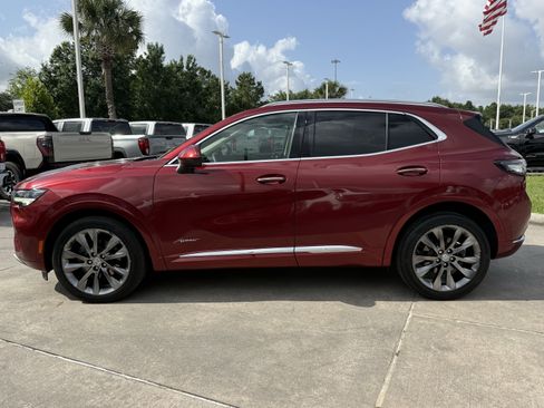 Used 2022 Buick Envision Avenir w/ Technology Package II FWD image 8