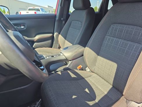 Used 2024 Honda HR-V Sport image 14