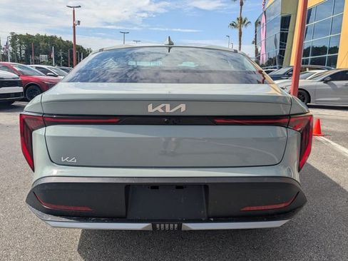 New 2026 Kia K4 FWD image 4