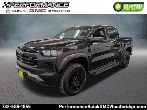 Used 2023 Chevrolet Colorado Trail Boss w/ Advanced Trailering Package AWD/4WD image 1