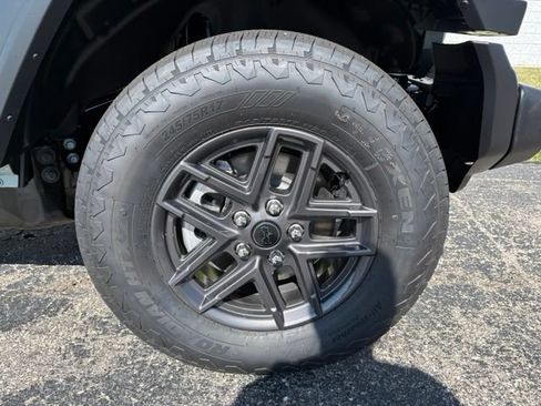 New 2026 Jeep Wrangler Unlimited Sport AWD/4WD image 19