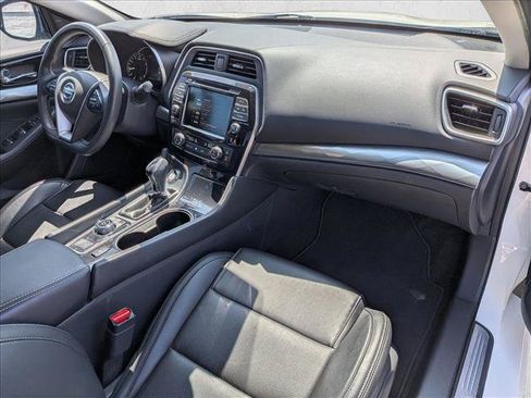 Used 2022 Nissan Maxima SV w/ Floor Mat Group FWD image 22