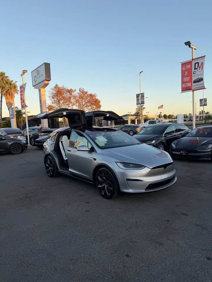 Used 2026 Tesla Model X Plaid AWD/4WD image 5