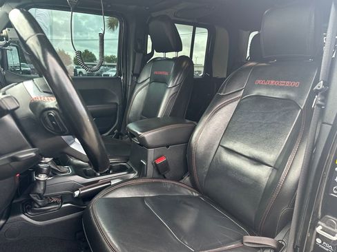Used 2021 Jeep Gladiator Rubicon AWD/4WD image 11