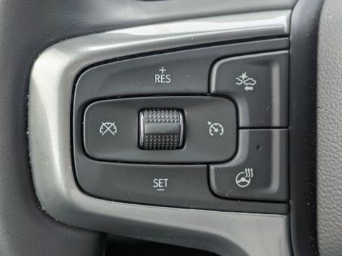 Used 2024 Chevrolet Tahoe Z71 w/ Luxury Package AWD/4WD image 27