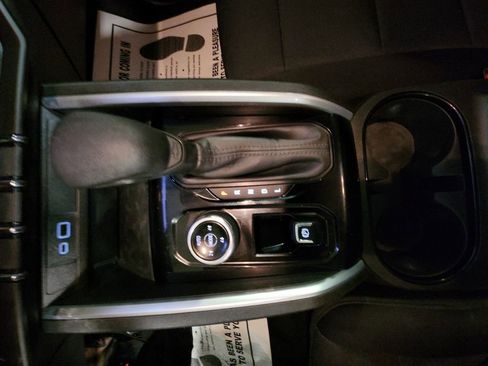 Certified 2023 Chevrolet Colorado Trail Boss AWD/4WD image 21