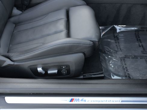 Used 2022 BMW M4 xDrive Competition image 19