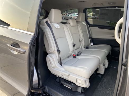 New 2026 Honda Odyssey EX-L image 16